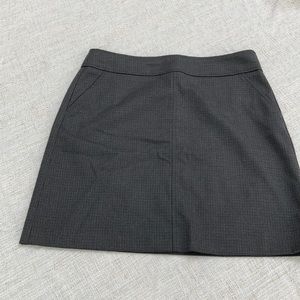 Aline gray skirt fully lined and with pockets!